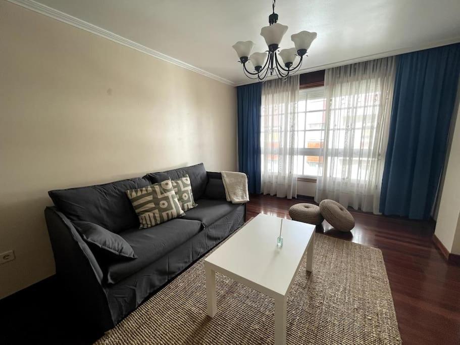 Agradable Apartamento Centrico En Cangas Exterior photo